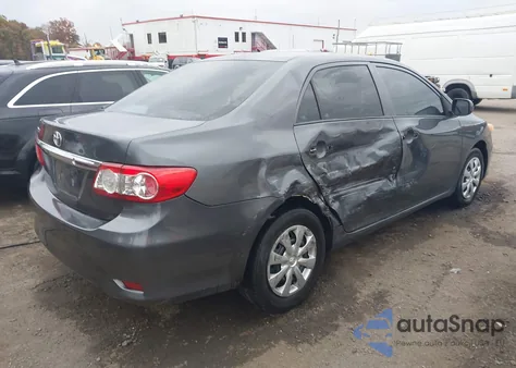 2013 Toyota Corolla L z USA, uszkodzony, nr VIN 2T1BU4EEXDC046004